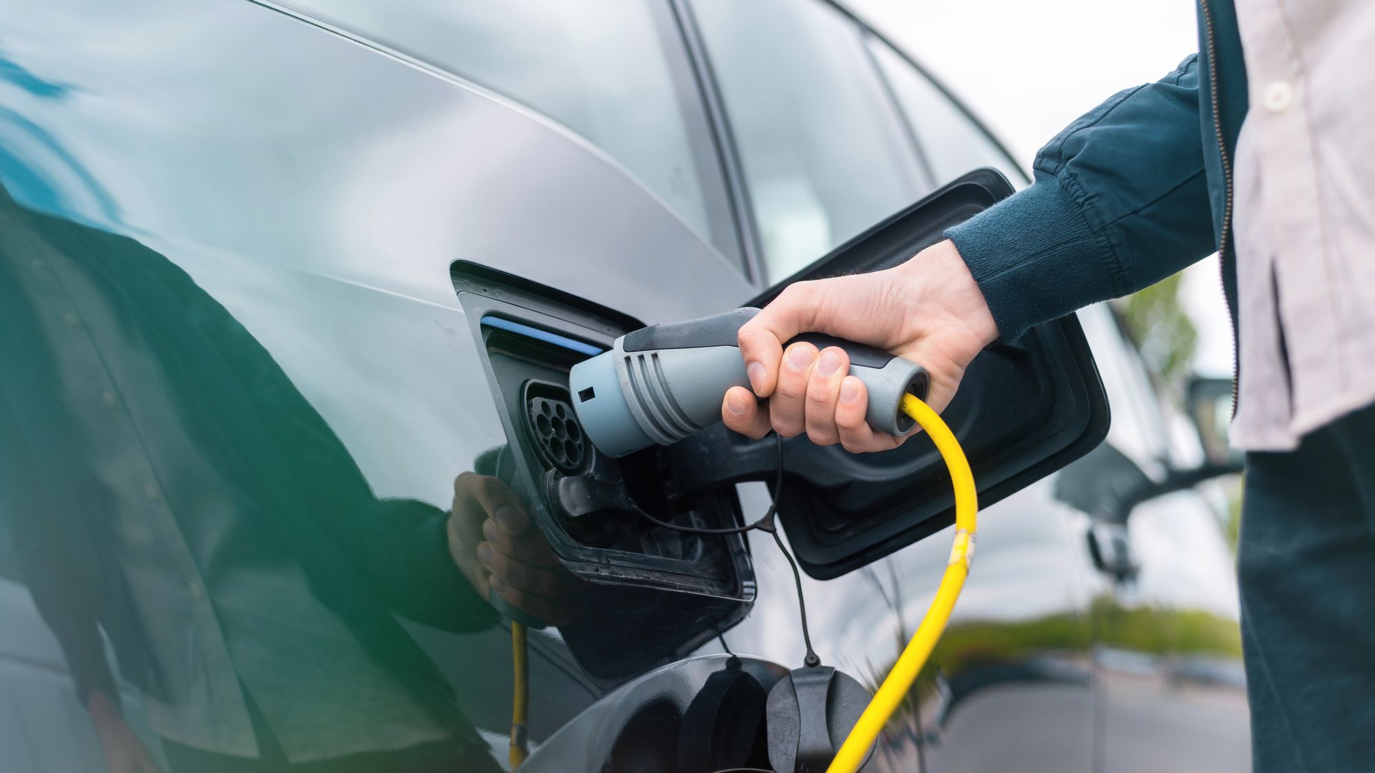 EVs might cost half of Gas Cars by 2030